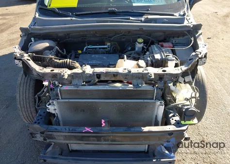 2019 Chevrolet Trax Lt z USA, uszkodzony, nr VIN KL7CJLSB0KB860415